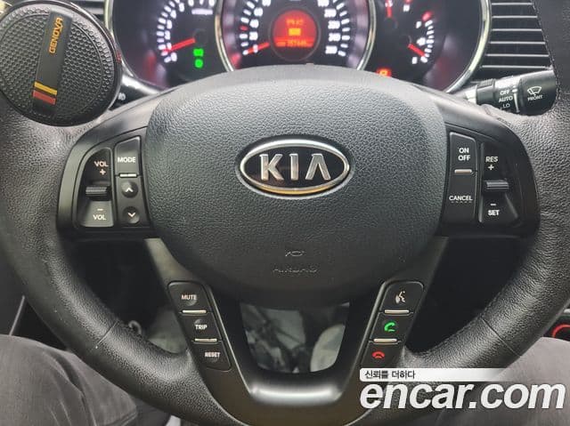 Kia K5 Prestige, 2011 8