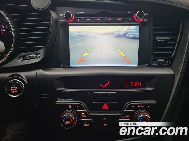 Kia K5 Prestige, 2011 10