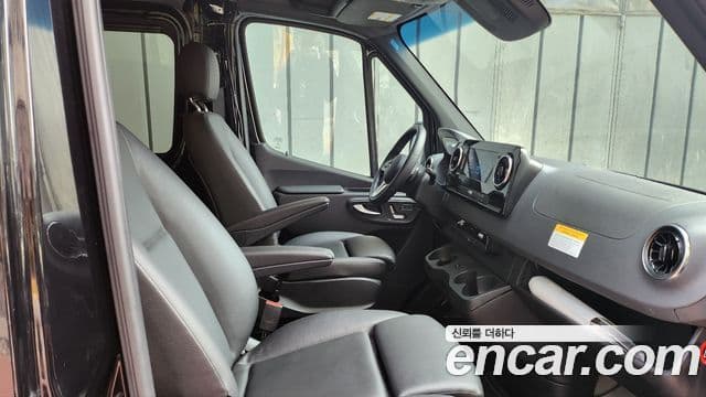 Mercedes-Benz 스프린터, 2021 11