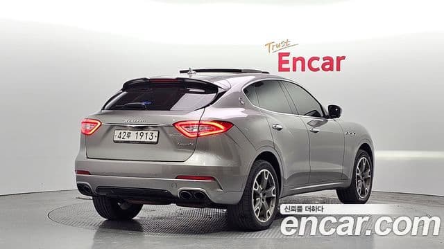 Maserati Levante 3.0 дизель AWD Sport, 2017 2