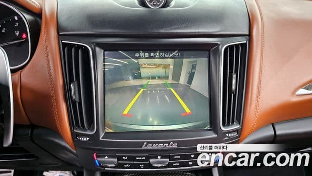 Maserati Levante 3.0 дизель AWD Sport, 2017 15