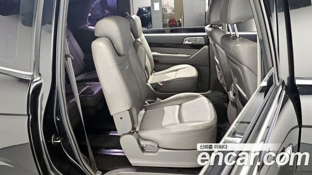 KG모빌리티(SsangYong) Korando 투리스모 4WD TX 9인승, 2016 12