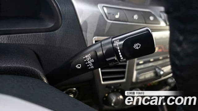 KG모빌리티(SsangYong) Korando 투리스모 4WD TX 9인승, 2016 18