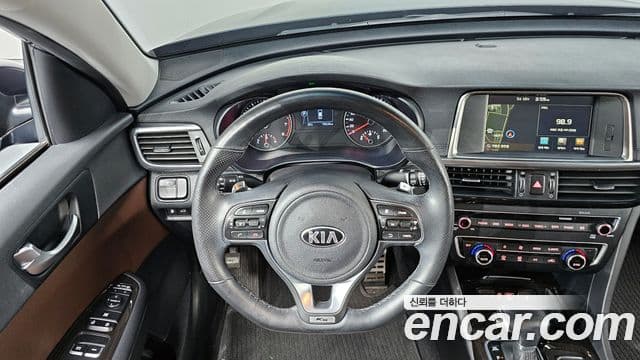 Kia K5 2세대 Noblesse, 2016 13