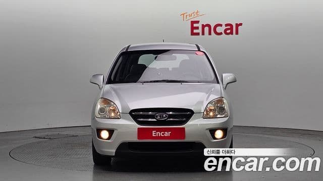 Kia 뉴카렌스 топовая версия, 2008 3