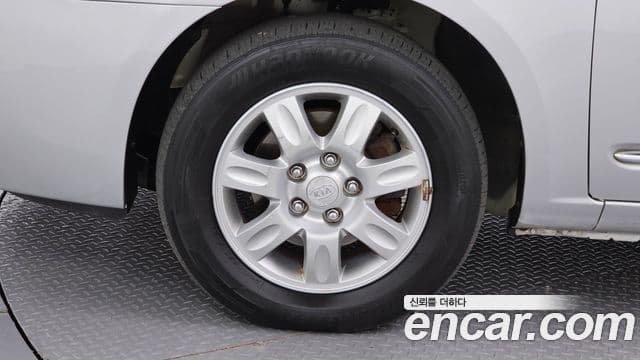 Kia 뉴카렌스 топовая версия, 2008 все фото