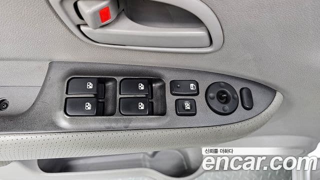 Kia 뉴카렌스 топовая версия, 2008 17