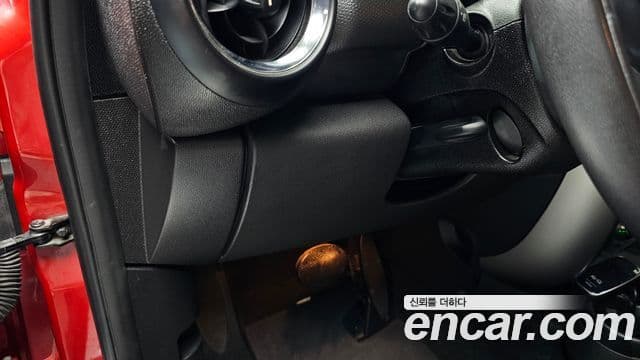 Mini Cooper D Countryman 1세대, 2014 16