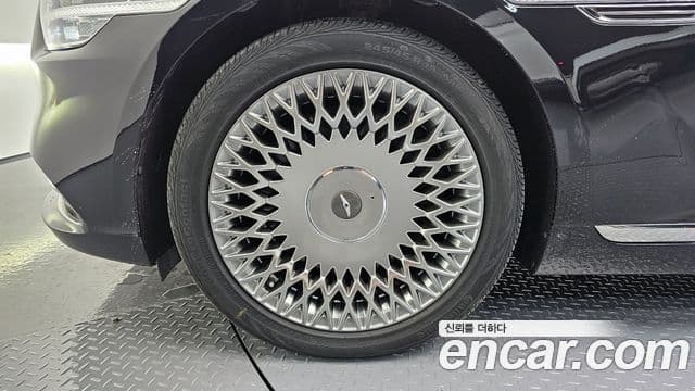 Genesis G90 Premium Luxury, 2020 все фото