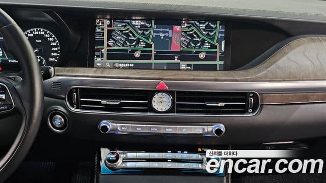 Genesis G90 Premium Luxury, 2020 14