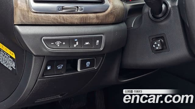 Genesis G90 Premium Luxury, 2020 16