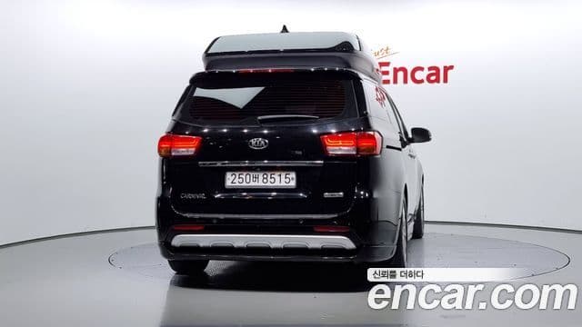 Kia All New Carnival Prestige, 2015 4