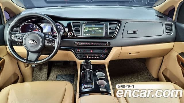 Kia All New Carnival Prestige, 2015 7
