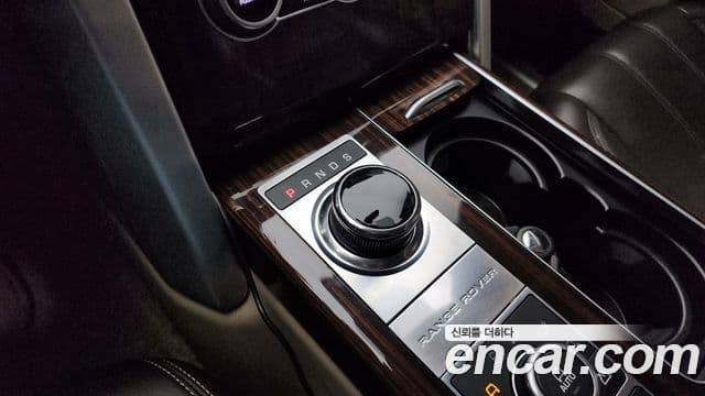 Land Rover Range Rover 4세대 4.4 SDV8 Vogue SE дизель, 2017 9