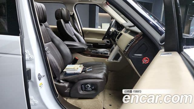 Land Rover Range Rover 4세대 4.4 SDV8 Vogue SE дизель, 2017 11