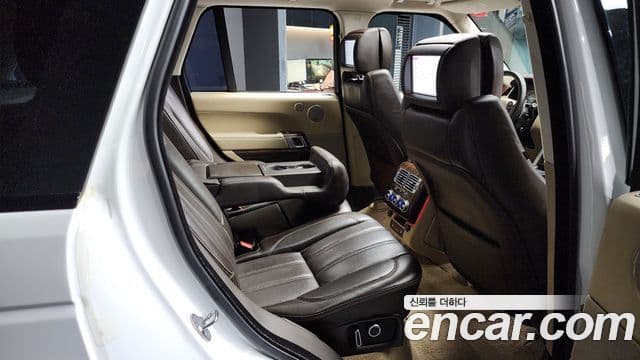 Land Rover Range Rover 4세대 4.4 SDV8 Vogue SE дизель, 2017 12