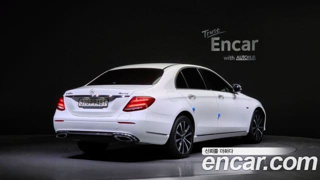 Mercedes-Benz E-класс W213 Exclusive, 2020 2