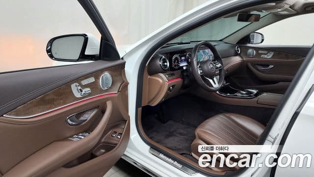 Mercedes-Benz E-класс W213 Exclusive, 2020 10