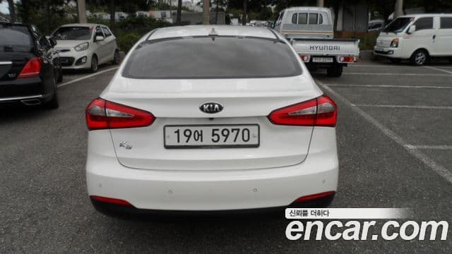 Kia K3 Trendy, 2014 4
