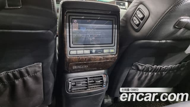 Hyundai Equus Premier VIP, 2007 18