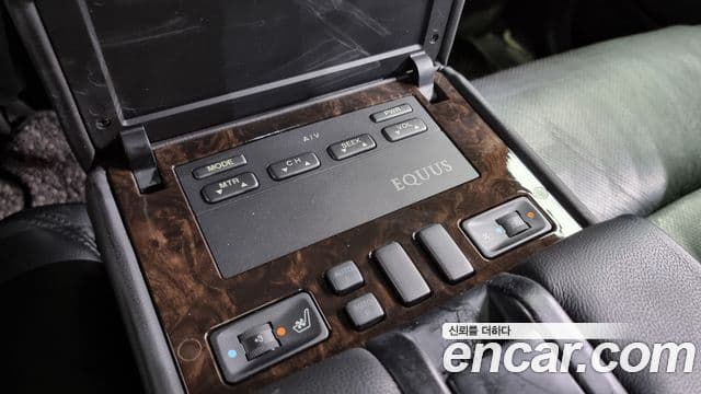 Hyundai Equus Premier VIP, 2007 19