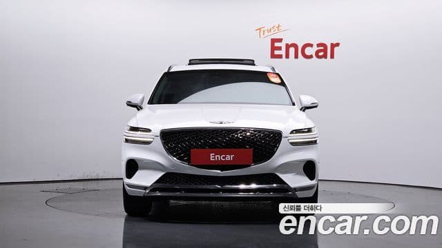 Genesis GV70, 2021 3