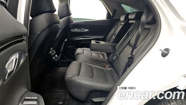 Genesis GV70, 2021 12