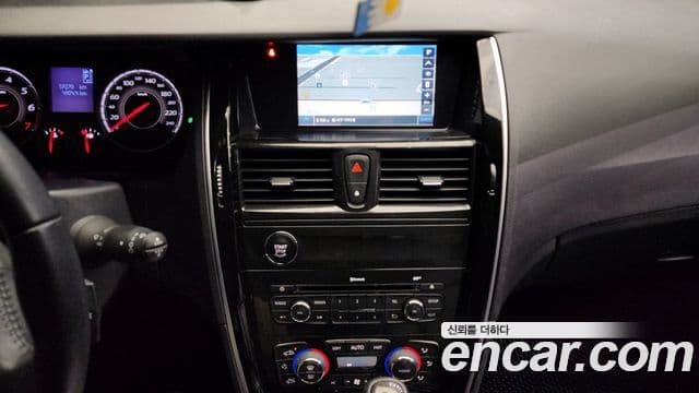 Renault Korea(Samsung) SM7 Nova LPLI 2.0 LPe для людей с инвалидностью, 2017 14