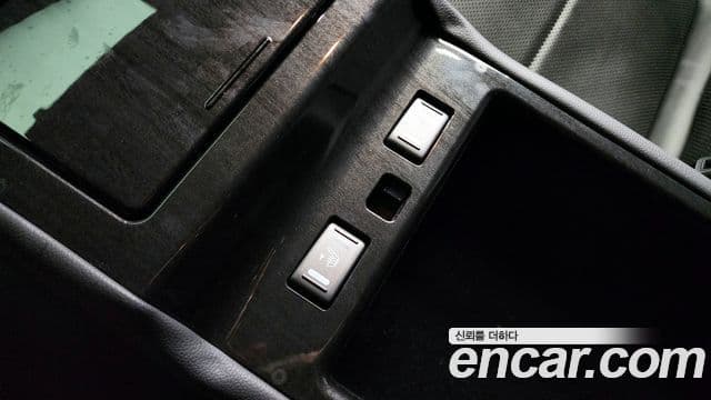 Renault Korea(Samsung) SM7 Nova LPLI 2.0 LPe для людей с инвалидностью, 2017 19