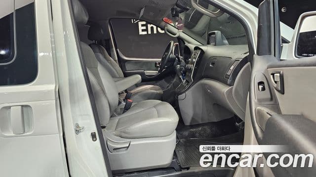 Hyundai Grand Starex CVX Premium, 2012 10