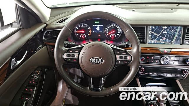 Kia All New K7 Prestige, 2016 13