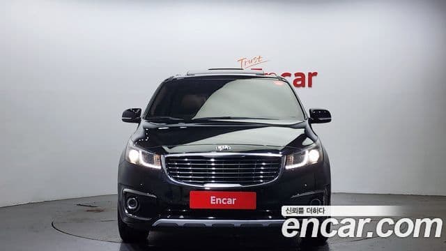 Kia All New Carnival VIP, 2016 3