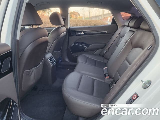 Kia All New K7 гибрид Noblesse, 2017 14
