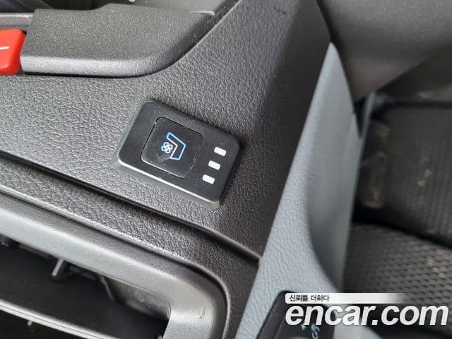 Ford 트랜짓, 2018 12