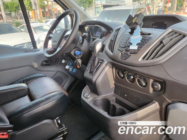 Ford 트랜짓, 2018 16