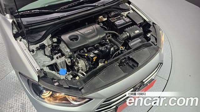 Hyundai Avante AD 1.6 GDI Value Plus, 2017 6