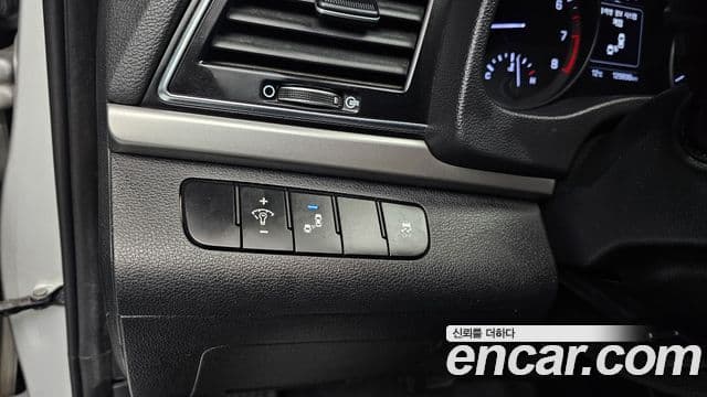 Hyundai Avante AD 1.6 GDI Value Plus, 2017 13