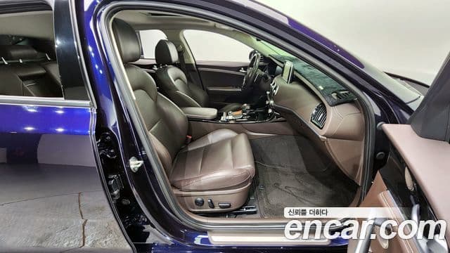 Kia 스팅어 Platinum, 2018 12