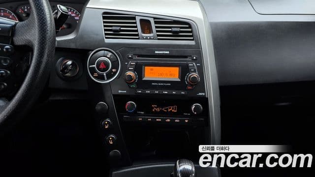 KG모빌리티(SsangYong) Korando Sport Fashion, 2013 15