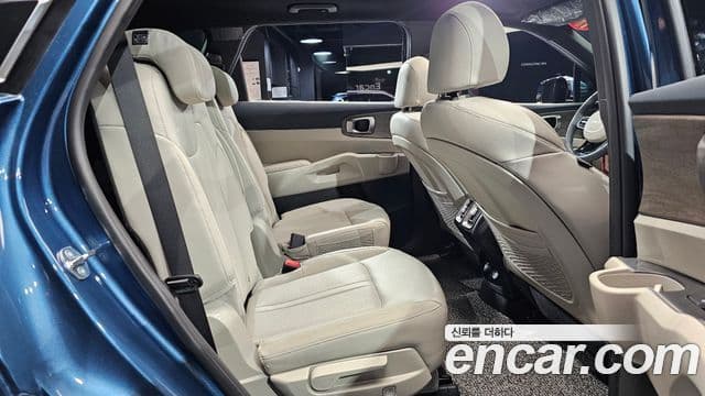 Kia Sorento 4세대 Prestige, 2023 12