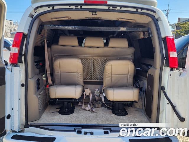 GMC 사바나, 2020 17