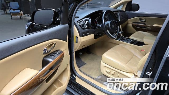 Kia All New Carnival Noblesse, 2018 11