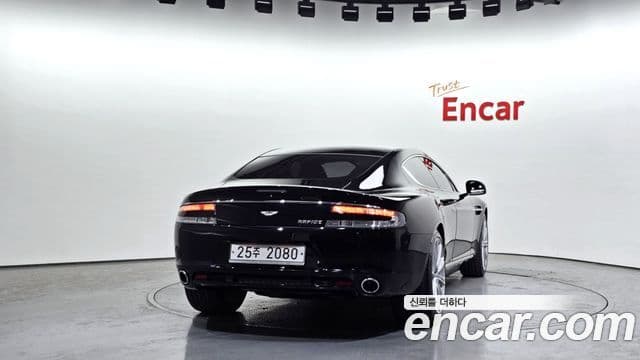 Aston Martin 라피드 1세대, 2010 4