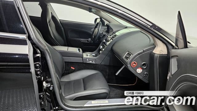 Aston Martin 라피드 1세대, 2010 10