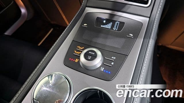 Aston Martin 라피드 1세대, 2010 19