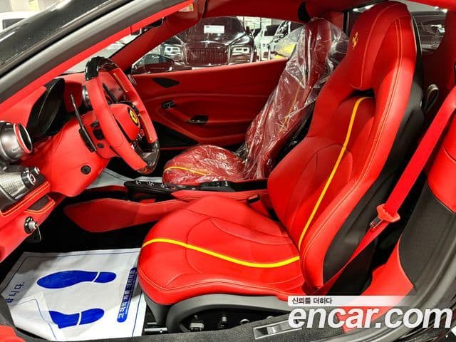 Ferrari F8 스파이더 3.9 V8, 2022 7