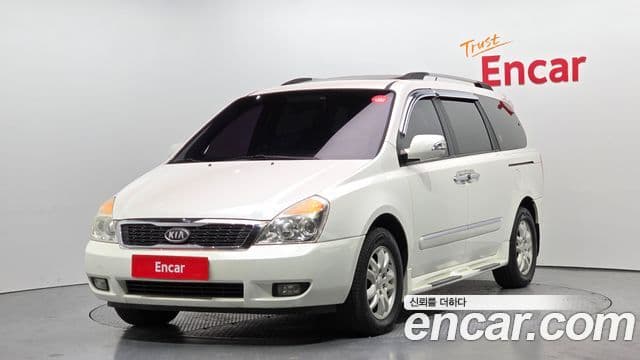 Kia Carnival R Grand Carnival GLX, 2010 1