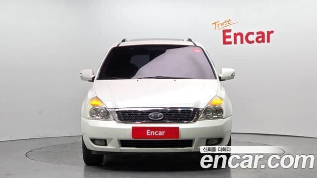 Kia Carnival R Grand Carnival GLX, 2010 3