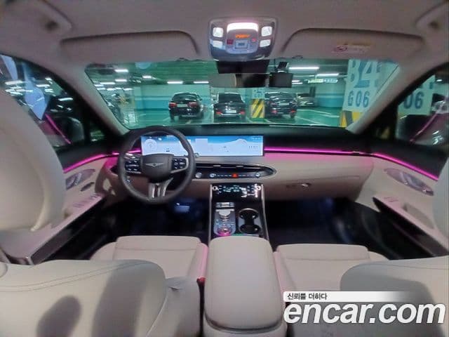 Genesis GV70, 2025 7