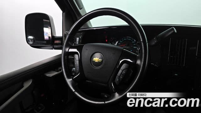 Chevrolet 익스프레스밴, 2017 13